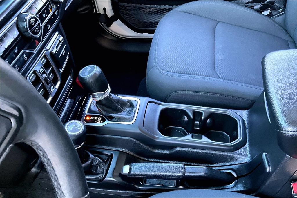 Used 2022 Jeep Wrangler Unlimited Sport AWD/4WD image 13