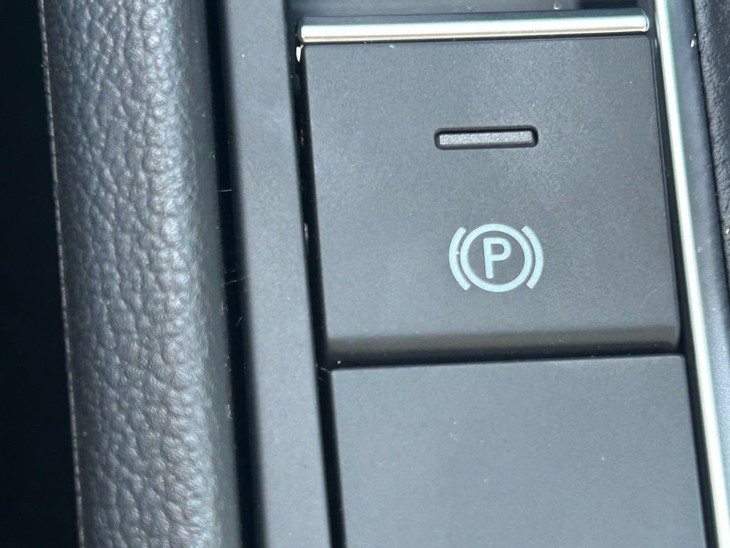 New 2026 Volkswagen Jetta SE FWD image 51