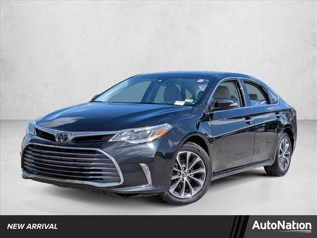 Used 2018 Toyota Avalon XLE Premium w/ All Weather Liner Package image 1