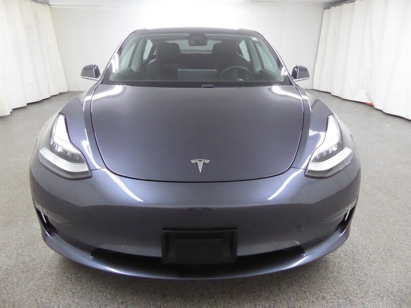 Used 2018 Tesla Model 3 Long Range RWD image 2