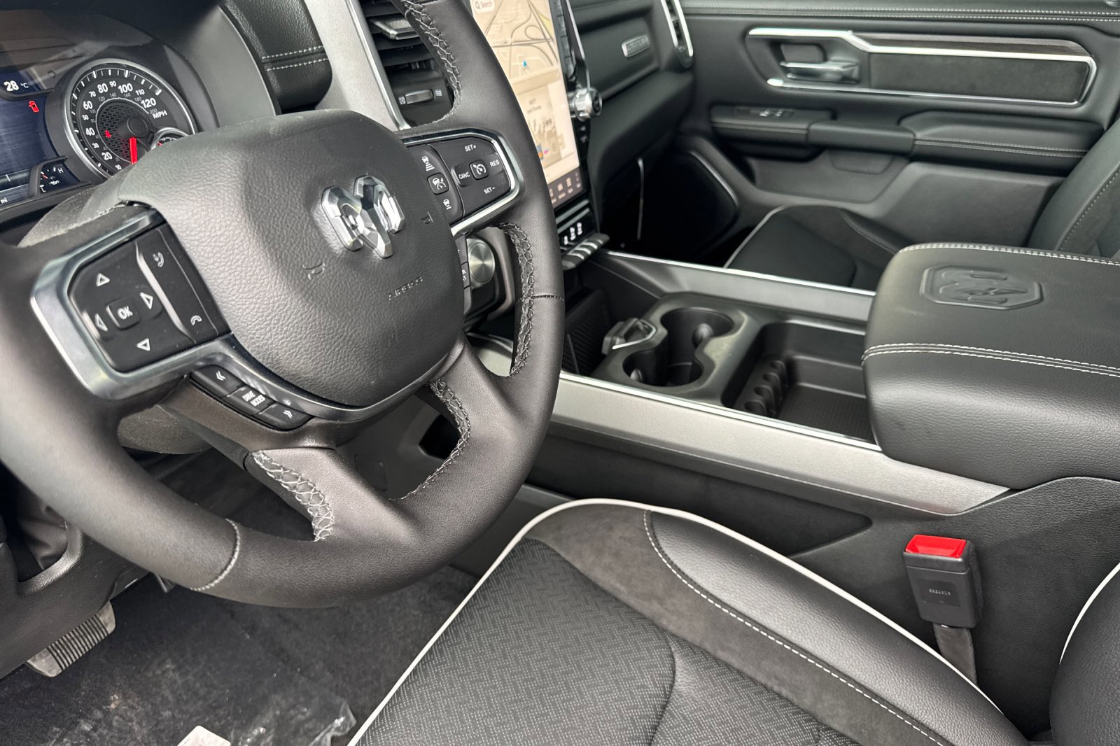 New 2026 RAM 1500 Laramie image 9