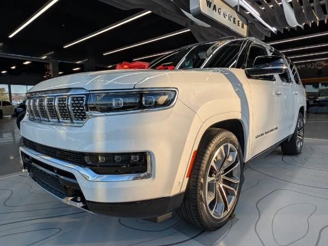 New 2025 Jeep Grand Wagoneer Series III w/ HD Trailer Tow Package image 5