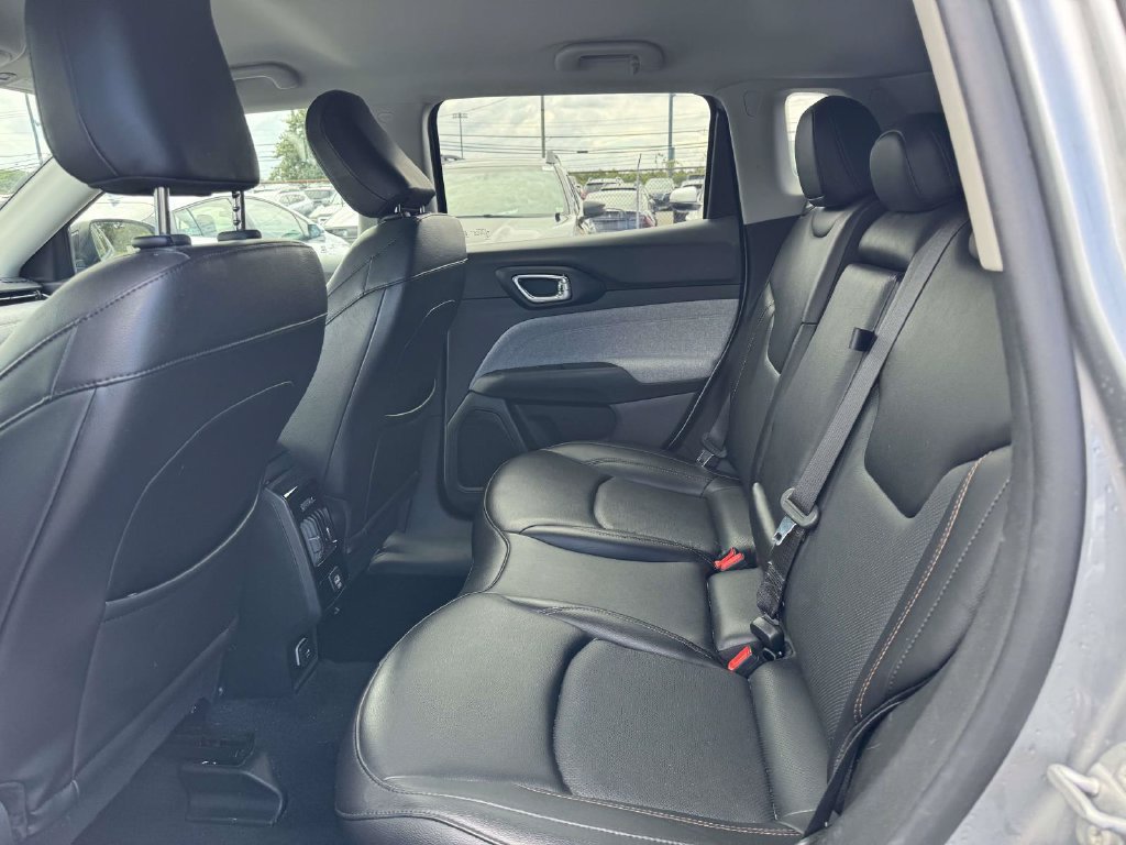 Used 2022 Jeep Compass Latitude AWD/4WD image 13