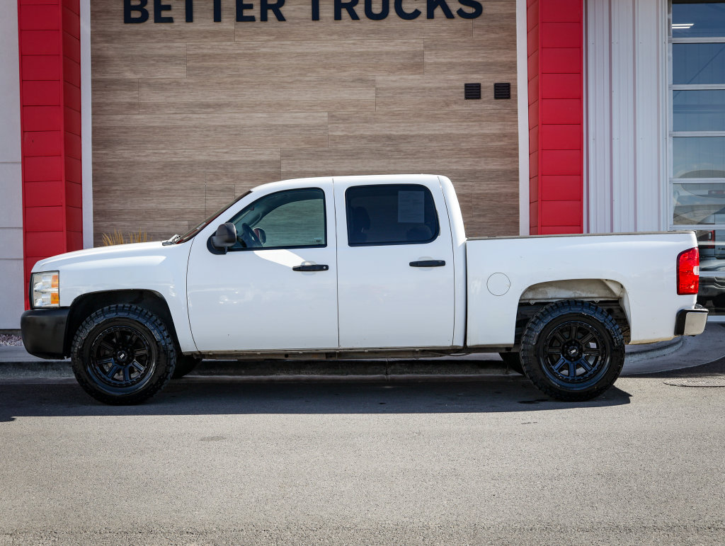 Used 2013 Chevrolet Silverado 1500 W/T w/ Skid Plate Package AWD/4WD image 7
