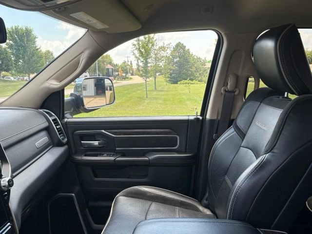 Used 2021 RAM 3500 Laramie AWD/4WD image 14