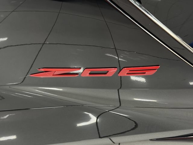 Used 2025 Chevrolet Corvette Z06 w/ Stealth Interior Trim Package RWD image 9