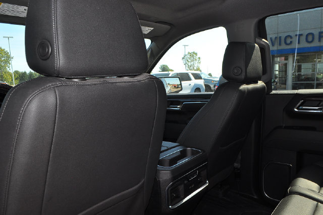 Used 2023 Chevrolet Silverado 1500 LTZ w/ Technology Package AWD/4WD image 14
