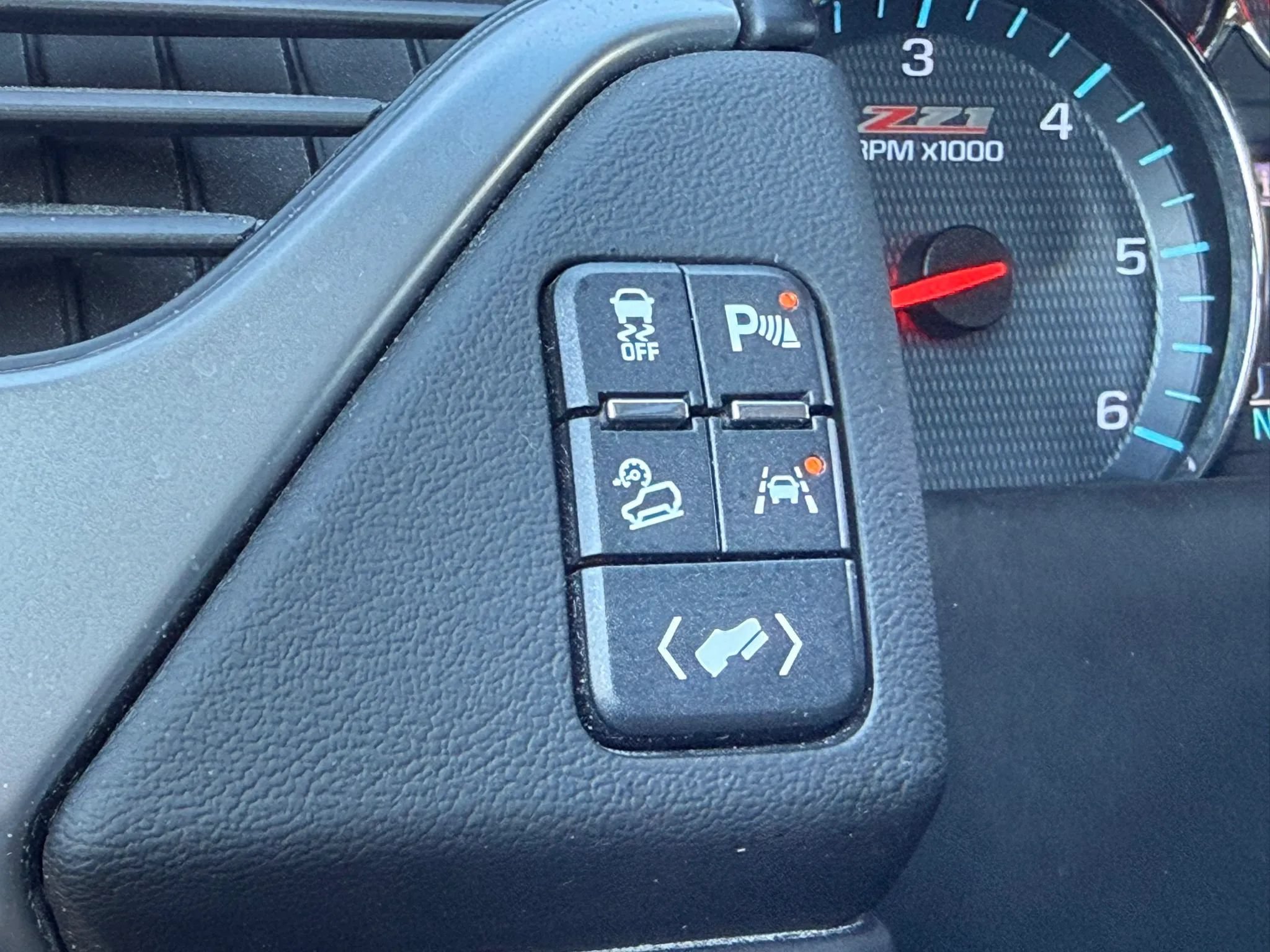 Used 2020 Chevrolet Suburban LT AWD/4WD image 50