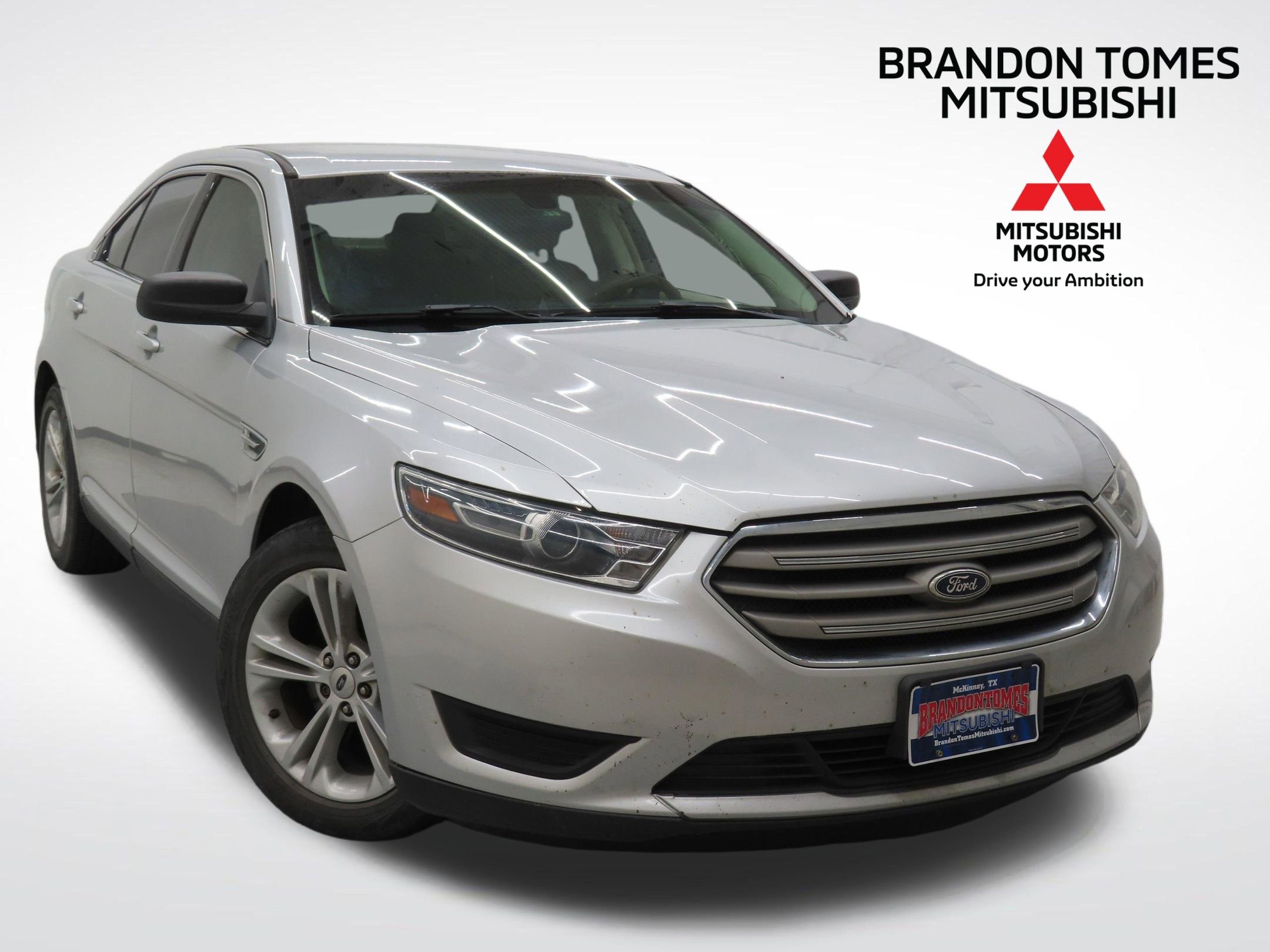Used 2016 Ford Taurus SE FWD image 1