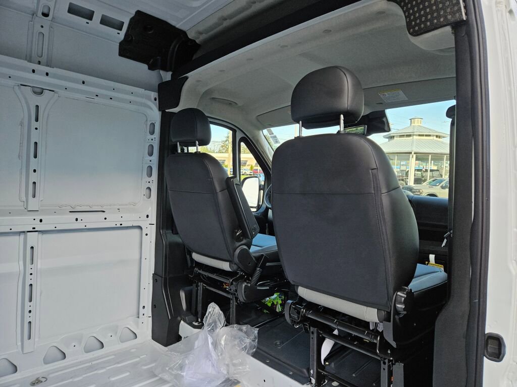 Used 2025 RAM ProMaster 2500 w/ Safety Group image 15
