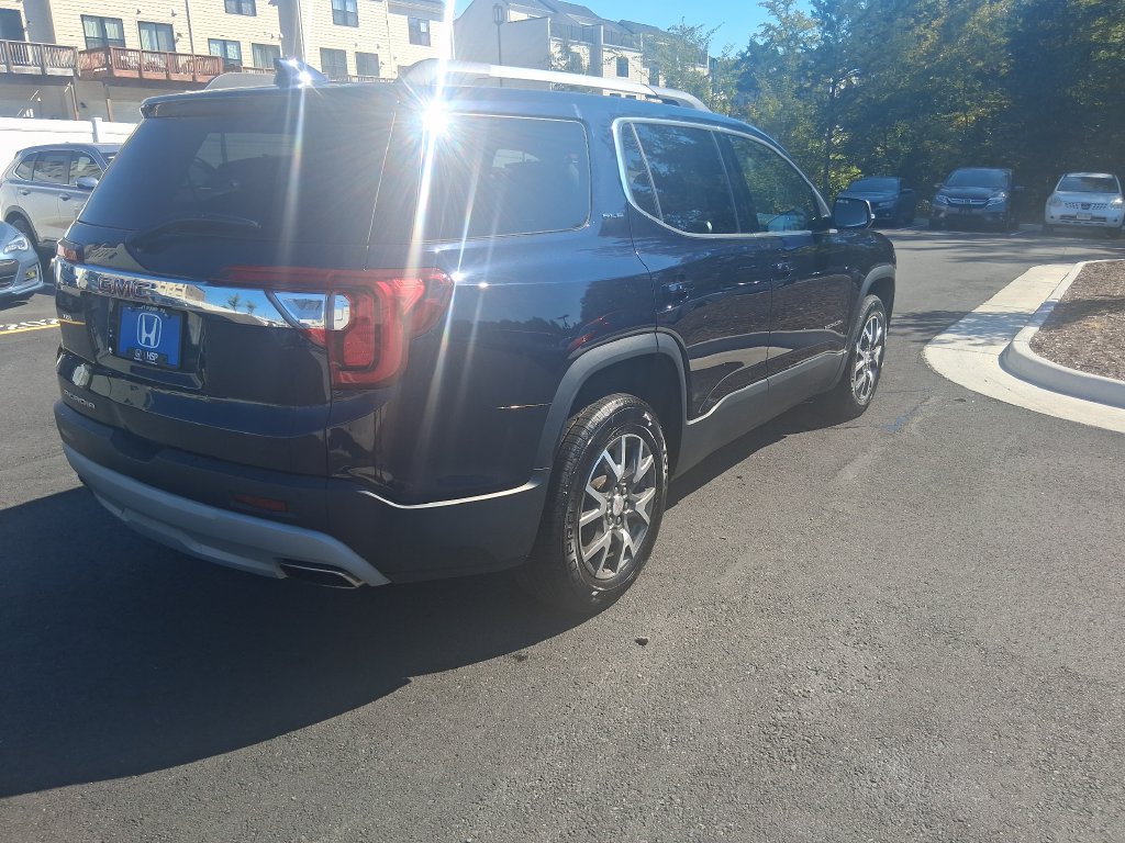 Used 2022 GMC Acadia SLE w/ Driver Convenience Package FWD image 5
