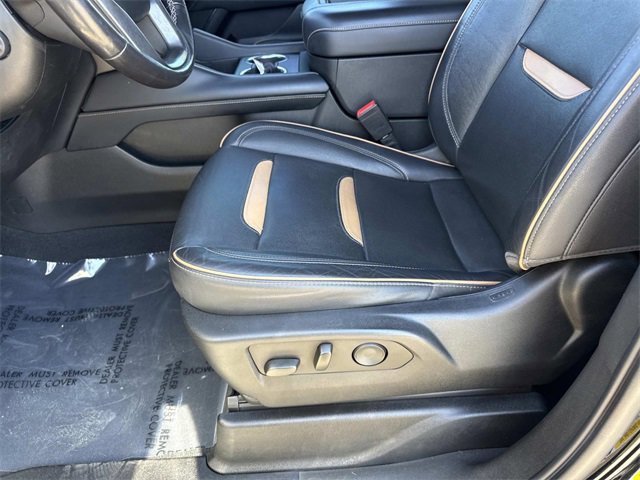 Used 2021 GMC Yukon XL AT4 w/ Rear Media and Nav Package image 12