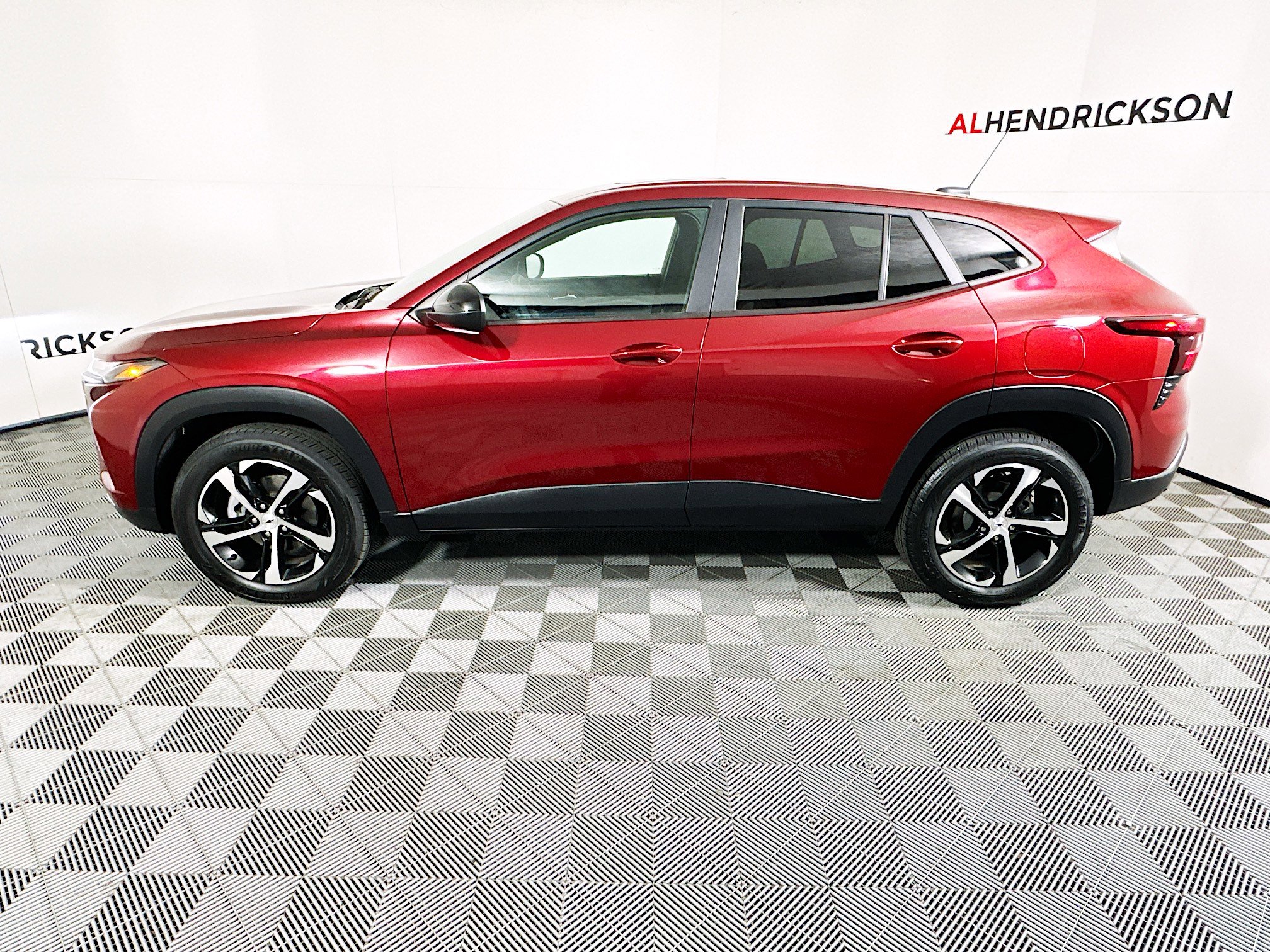 Used 2024 Chevrolet Trax RS w/ Sunroof Package image 6