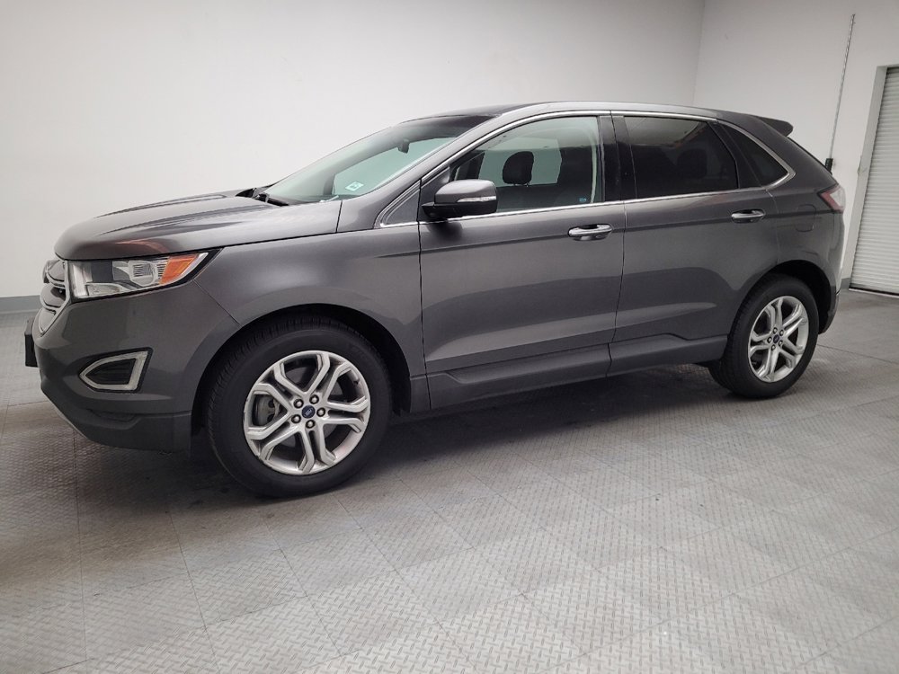 Used 2017 Ford Edge Titanium image 2