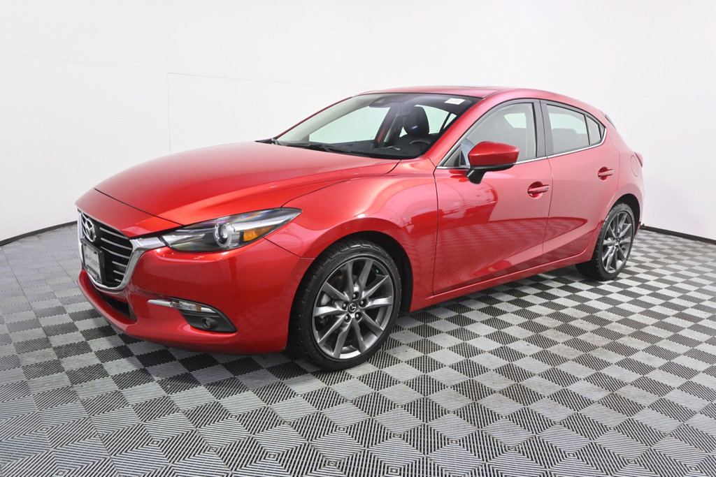 Used 2018 MAZDA MAZDA3 Grand Touring FWD image 2