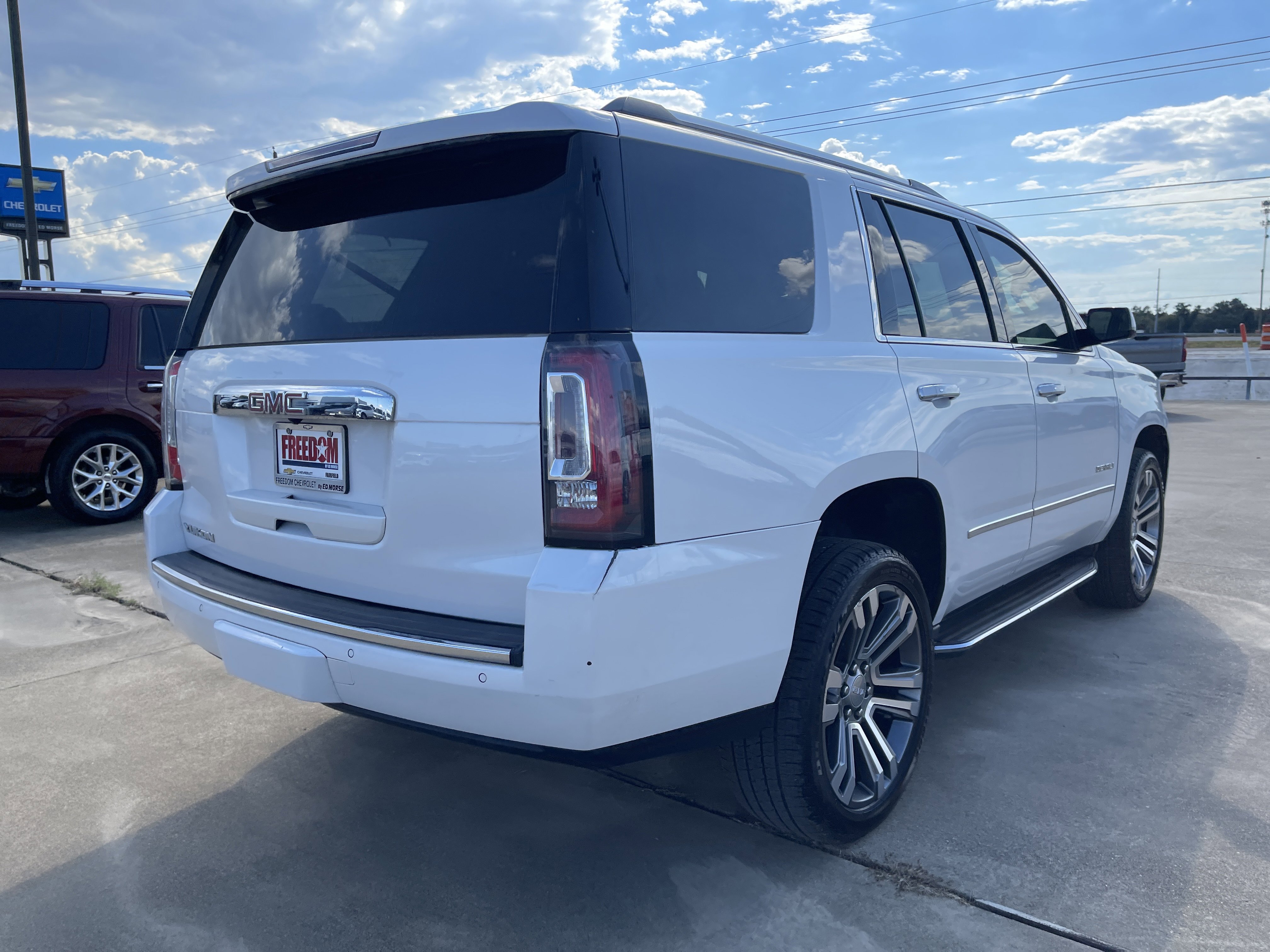 Used 2018 GMC Yukon Denali w/ Open Road Package image 4