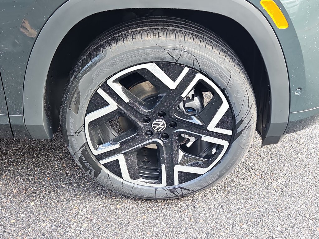 New 2027 Volkswagen Atlas SEL Premium R-Line AWD/4WD image 4