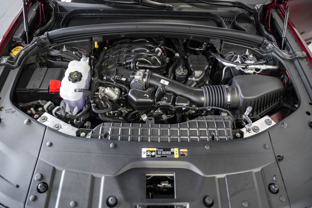 New 2025 Jeep Grand Cherokee Altitude image 18