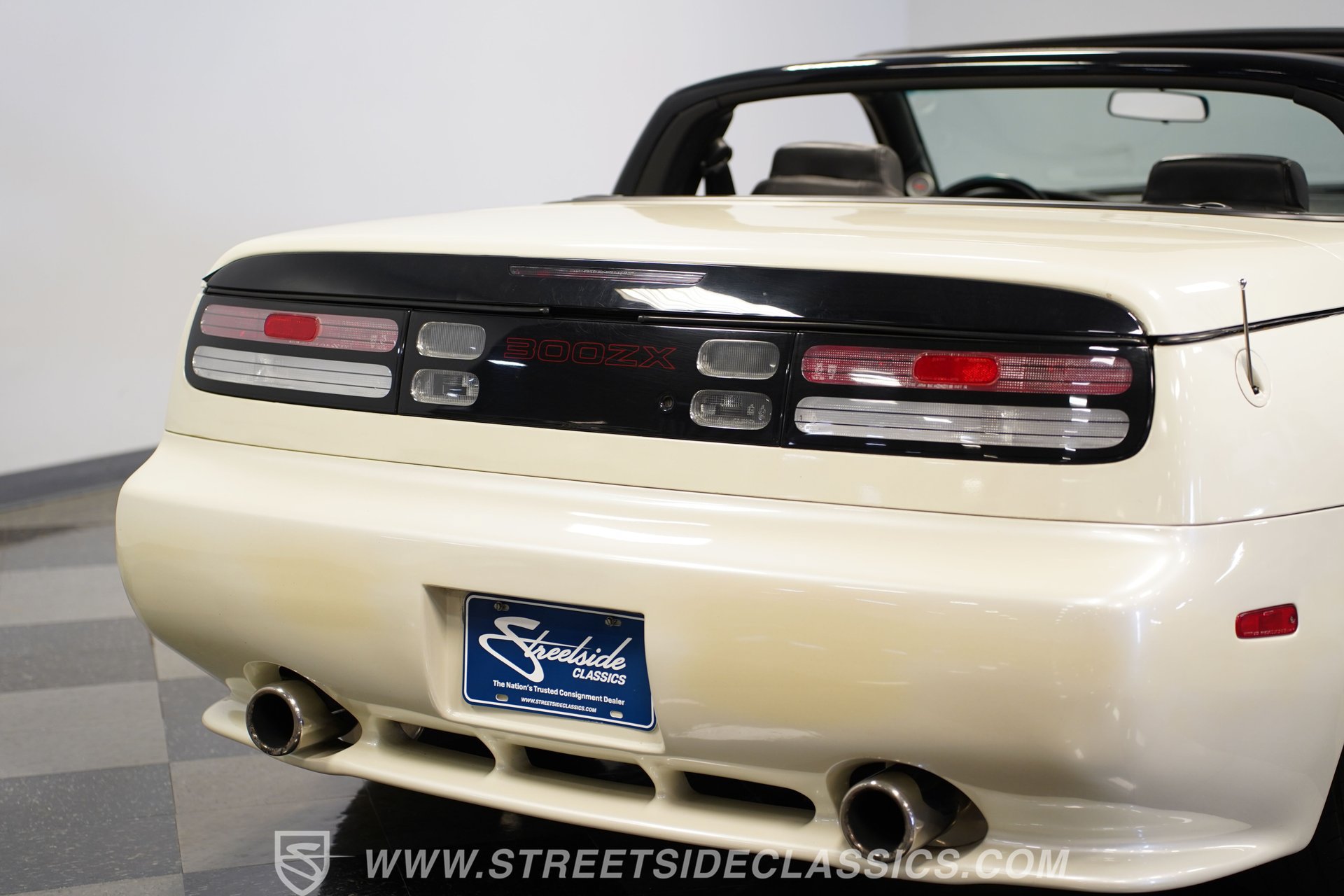 Used 1993 Nissan 300ZX Convertible RWD image 27