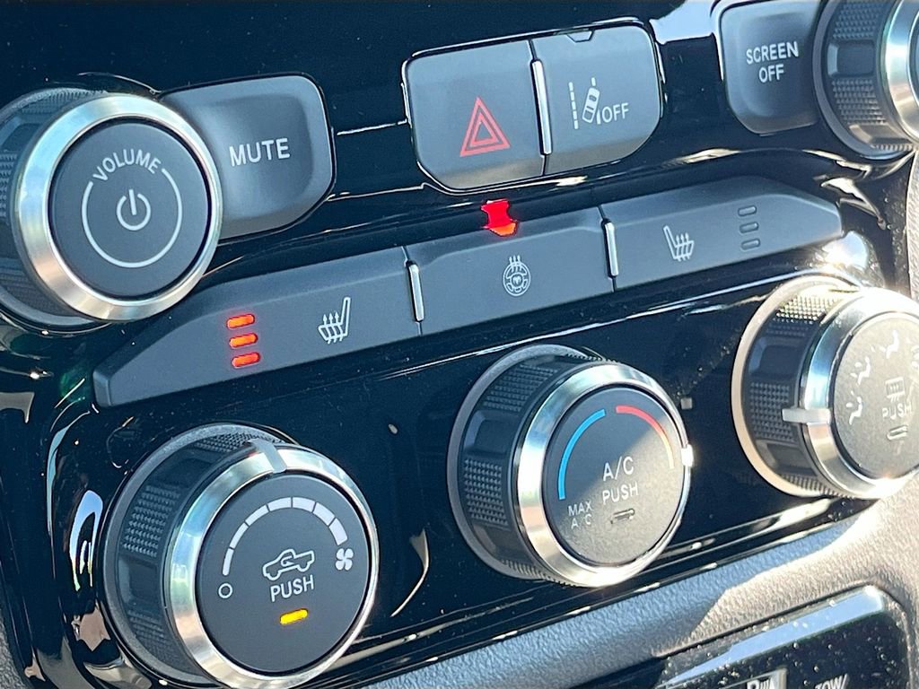 Used 2025 RAM 1500 Big Horn image 19