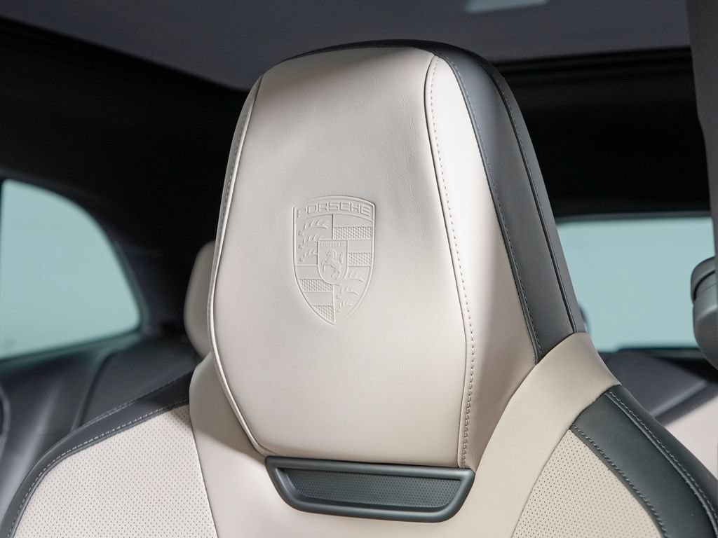 New 2026 Porsche Cayenne Electric AWD/4WD image 20
