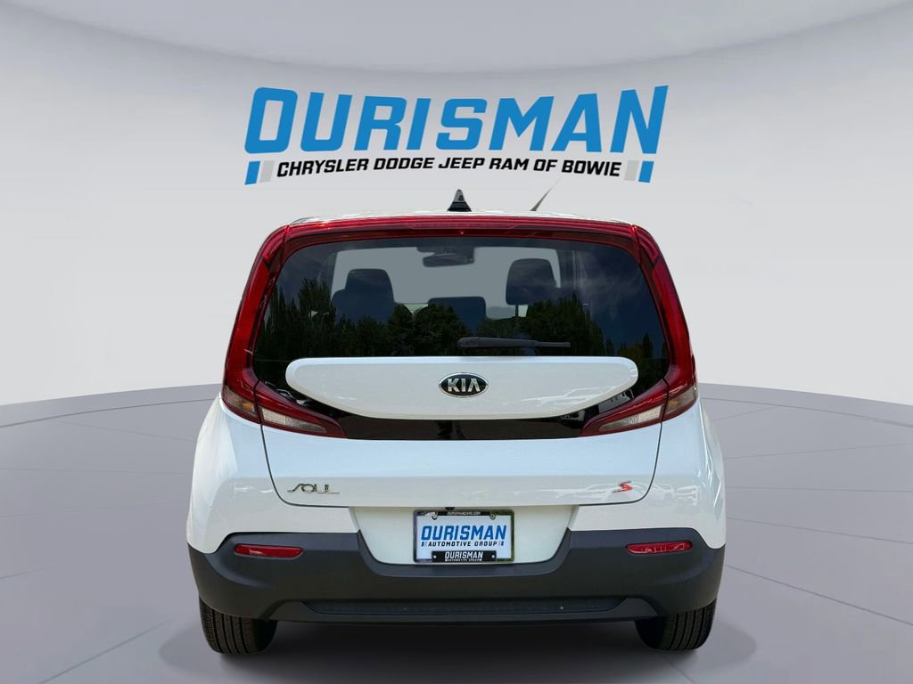 Used 2020 Kia Soul S FWD image 3