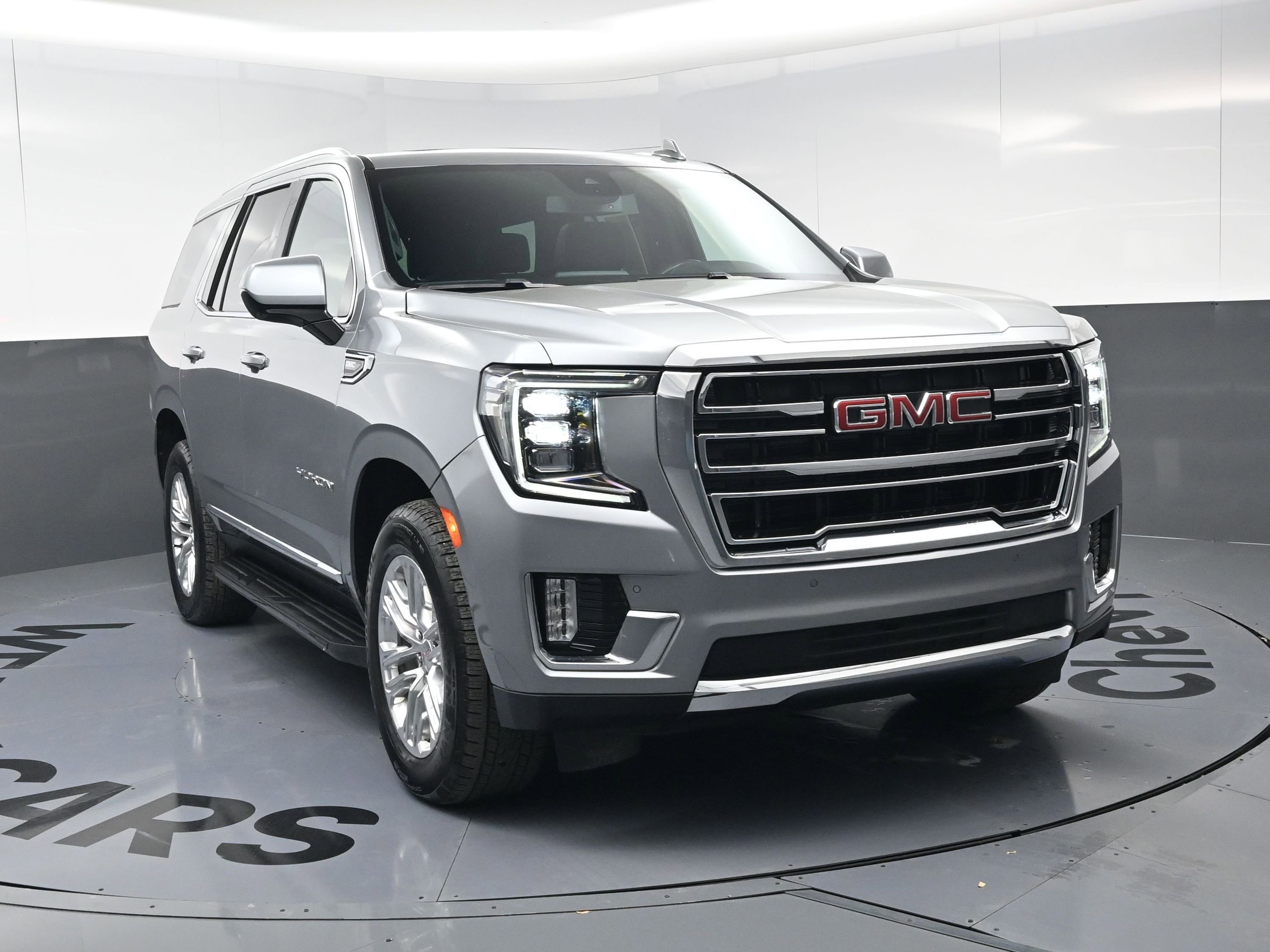 Used 2023 GMC Yukon SLT image 3