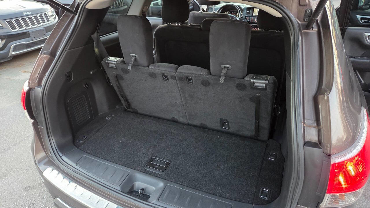 Used 2015 Nissan Pathfinder SV w/ Cargo Package image 37