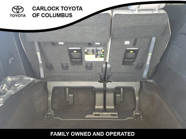 Used 2026 Toyota Sienna LE FWD image 16