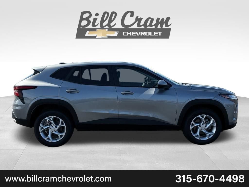 New 2026 Chevrolet Trax LS w/ LS Convenience Package FWD image 26