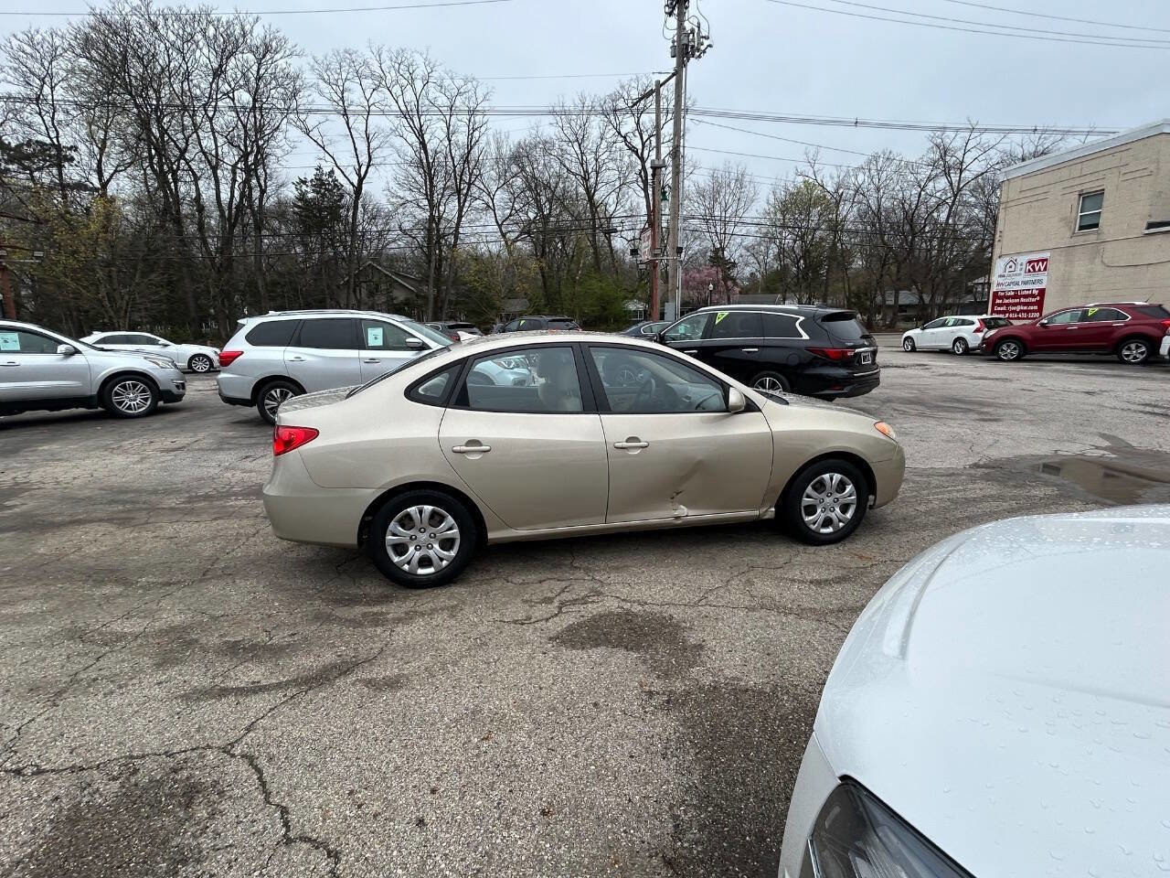 Used 2010 Hyundai Elantra GLS image 13