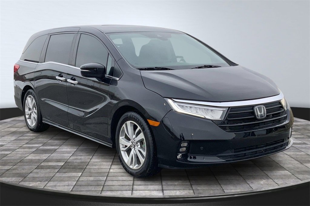 Used 2022 Honda Odyssey Touring image 3