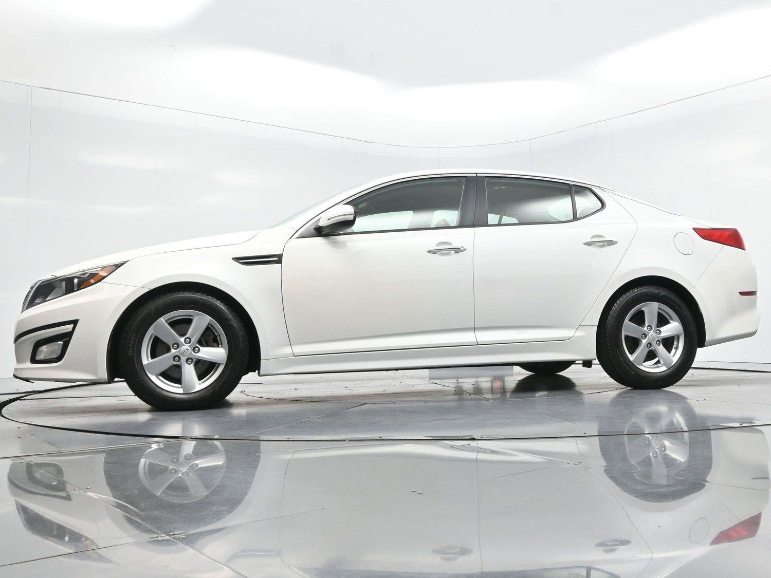 Used 2015 Kia Optima LX w/ LX Convenience Plus Package FWD image 47