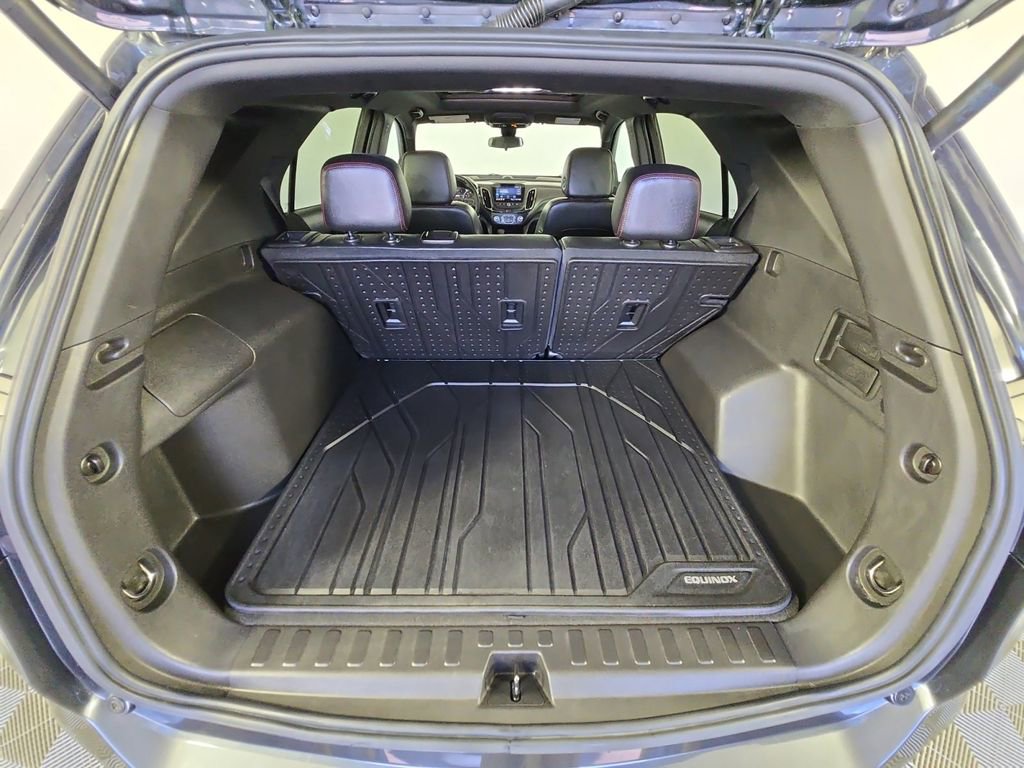 Used 2023 Chevrolet Equinox RS w/ RS Leather Package AWD/4WD image 16