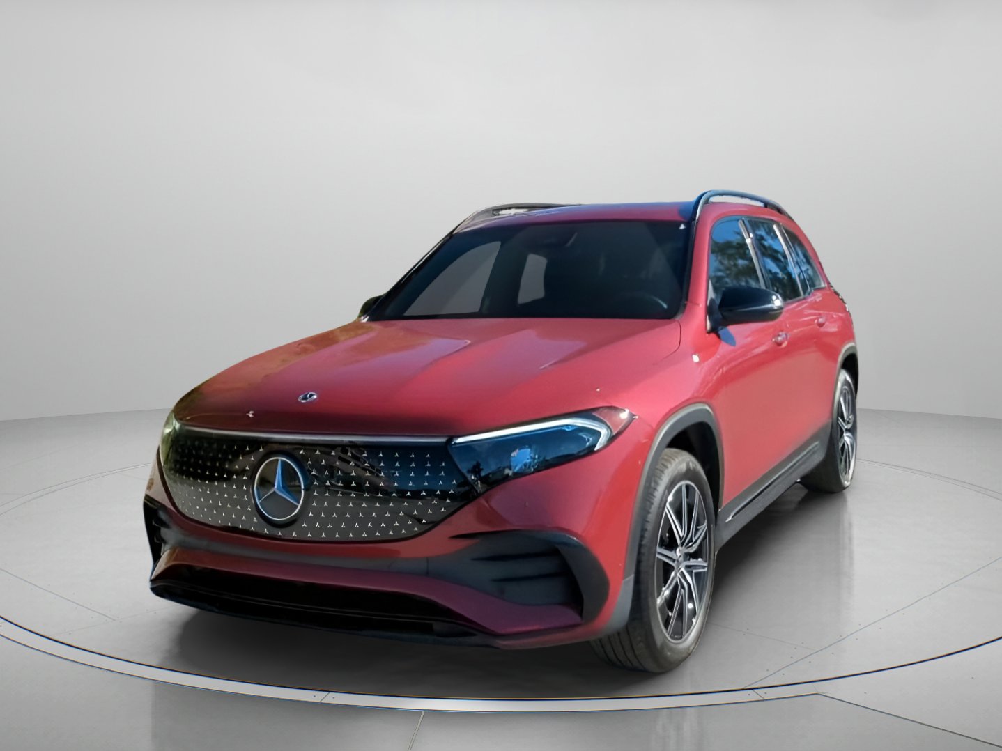 Used 2024 Mercedes-Benz EQB 300 4MATIC image 10