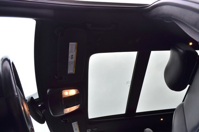 Used 2021 Jeep Grand Cherokee Limited w/ Luxury Group II image 35