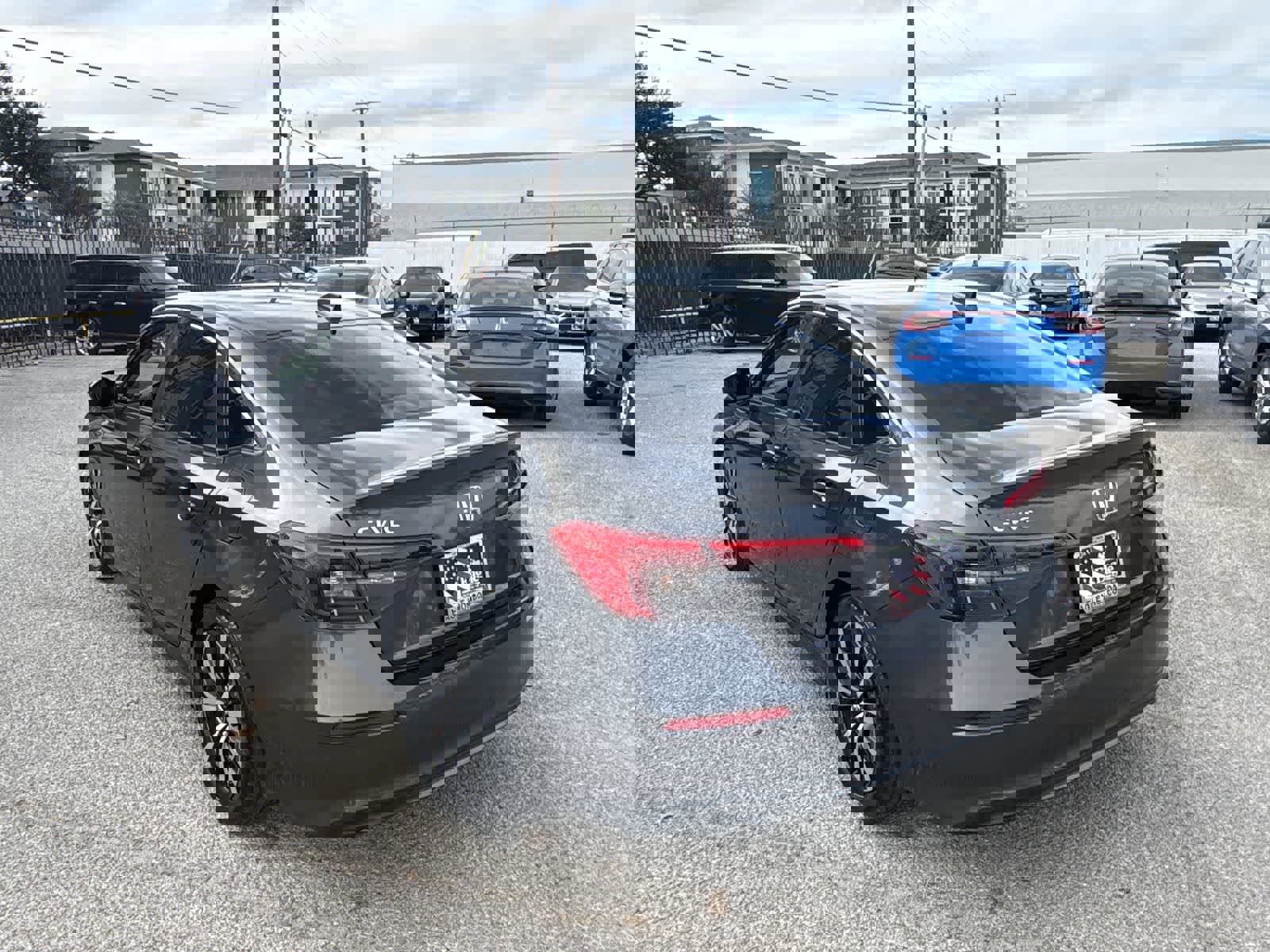 Used 2022 Honda Civic EX image 4