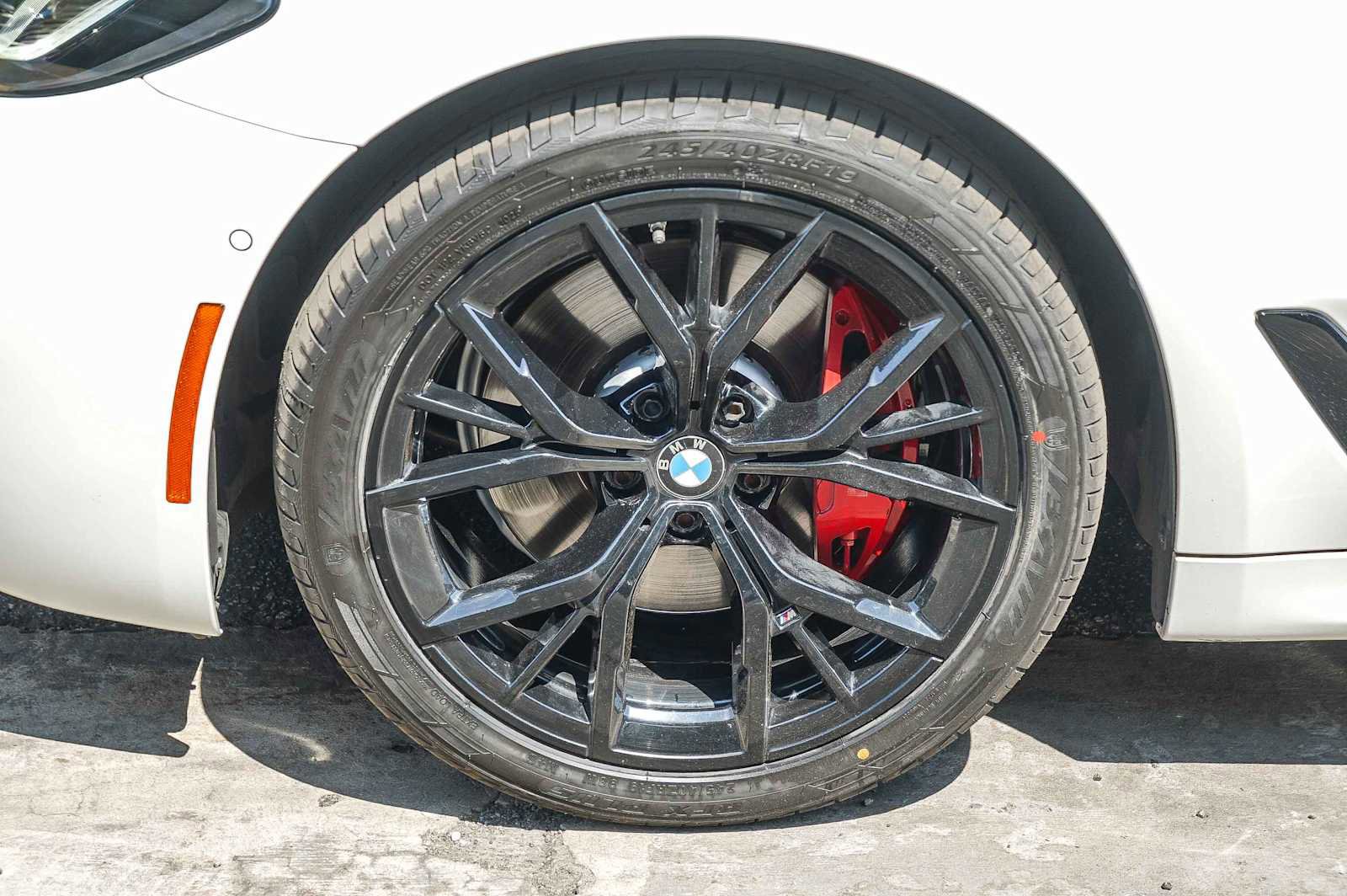Used 2023 BMW 530i w/ M Sport Package RWD image 10