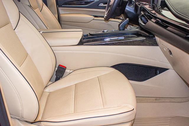 Used 2023 Cadillac Escalade Premium Luxury w/ LPO, Floor Liner Package image 10