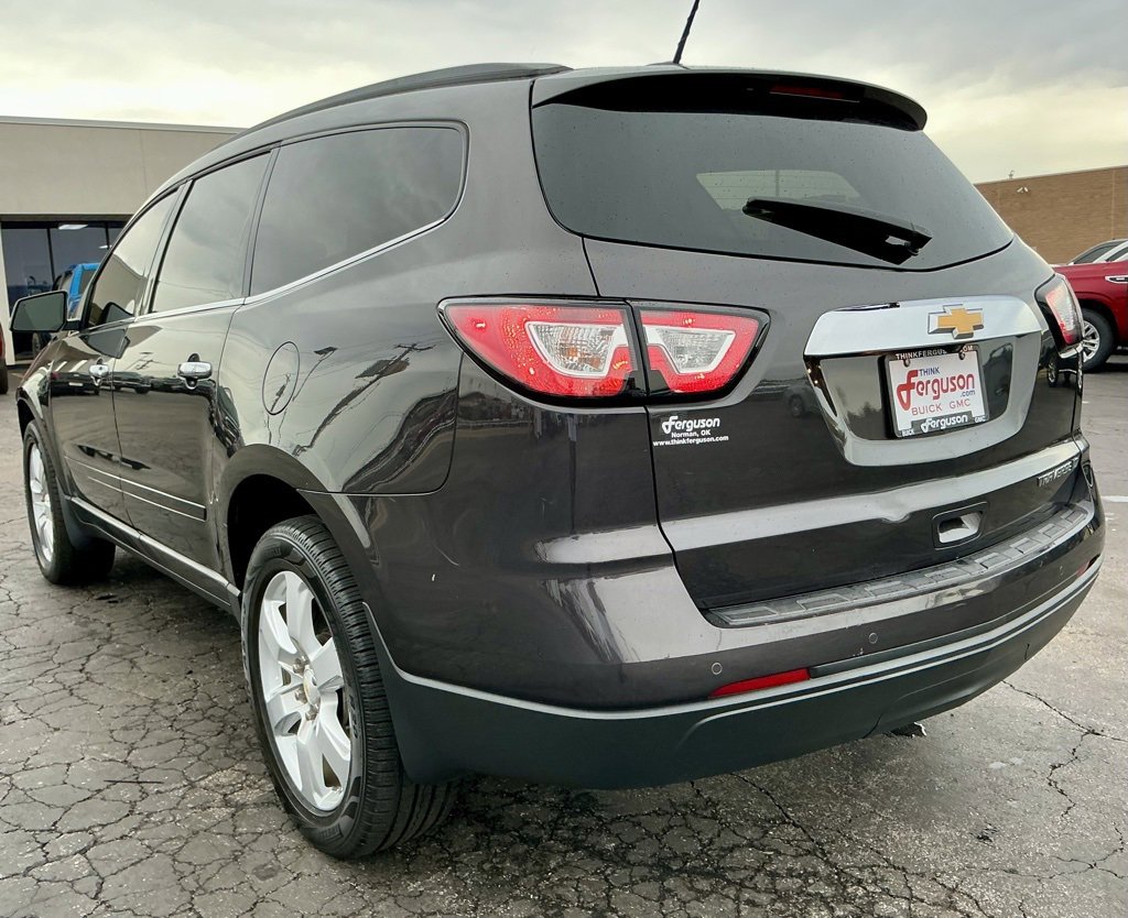 Used 2016 Chevrolet Traverse LT w/ Style and Technology Package image 13