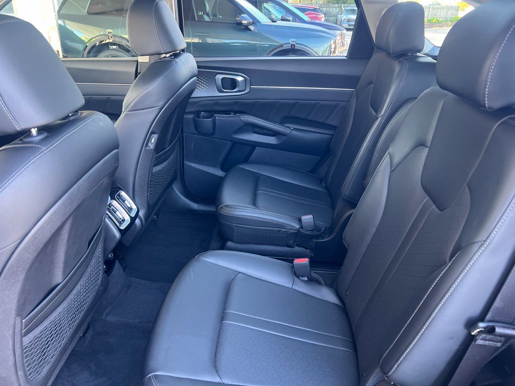 Certified 2022 Kia Sorento SX AWD/4WD image 9