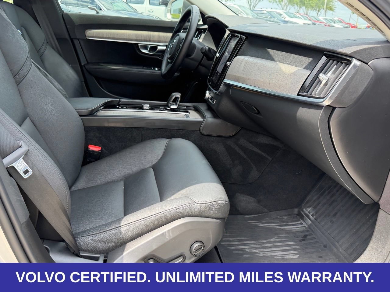 Certified 2023 Volvo S90 B6 Plus w/ Protection Package Premier AWD/4WD image 32