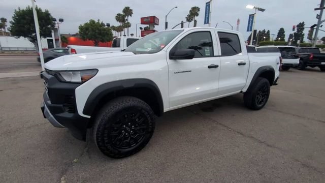 Used 2024 Chevrolet Colorado Trail Boss AWD/4WD image 4