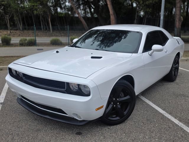 Used 2014 Dodge Challenger SXT Plus w/ Harman/Kardon Audio Group RWD image 21