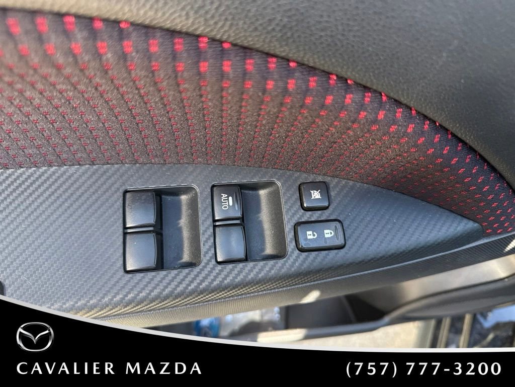 Used 2024 Mitsubishi Mirage Black Edition FWD image 12