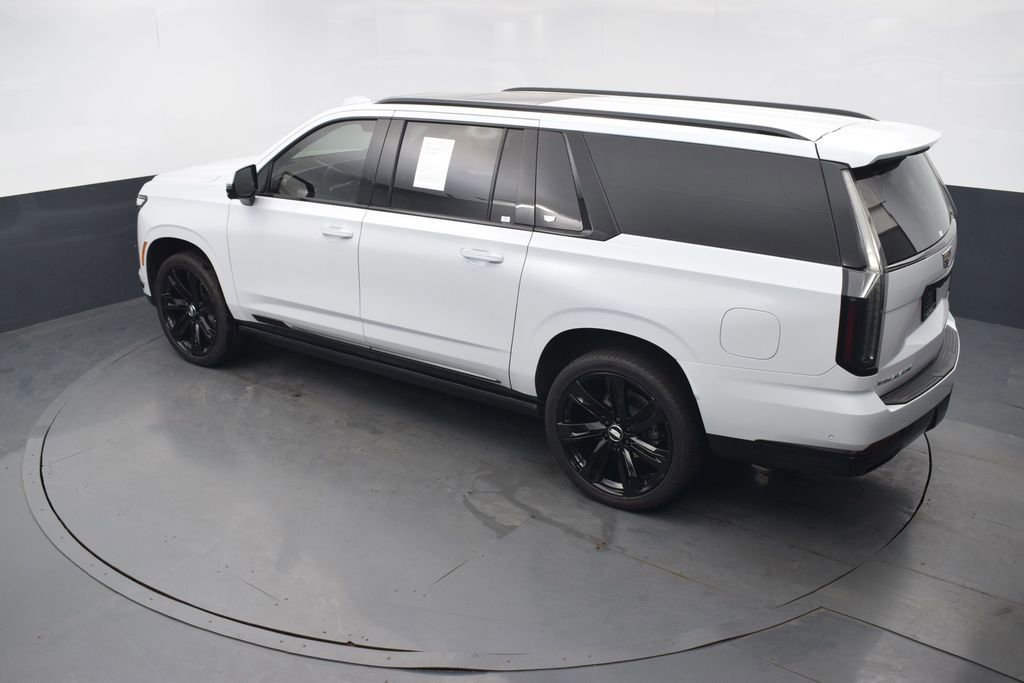 Certified 2026 Cadillac Escalade ESV Sport w/ Touring Package AWD/4WD image 44