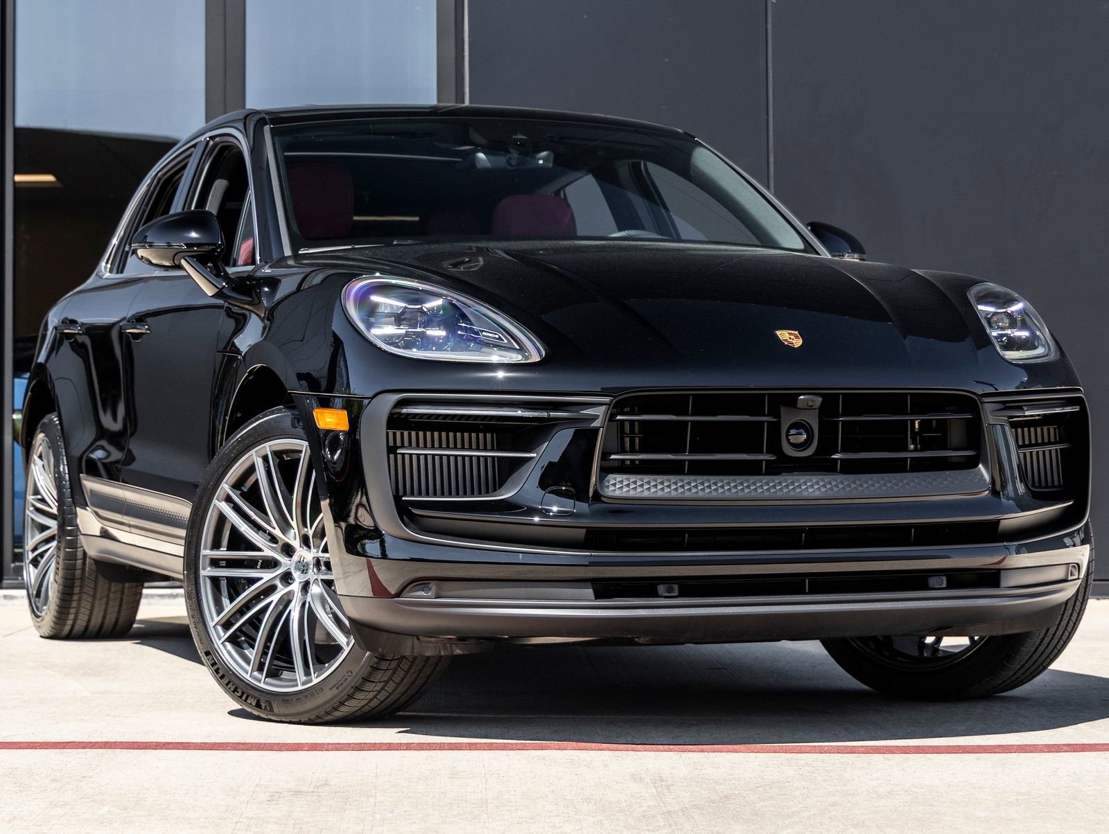 New 2026 Porsche Macan S AWD/4WD image 6