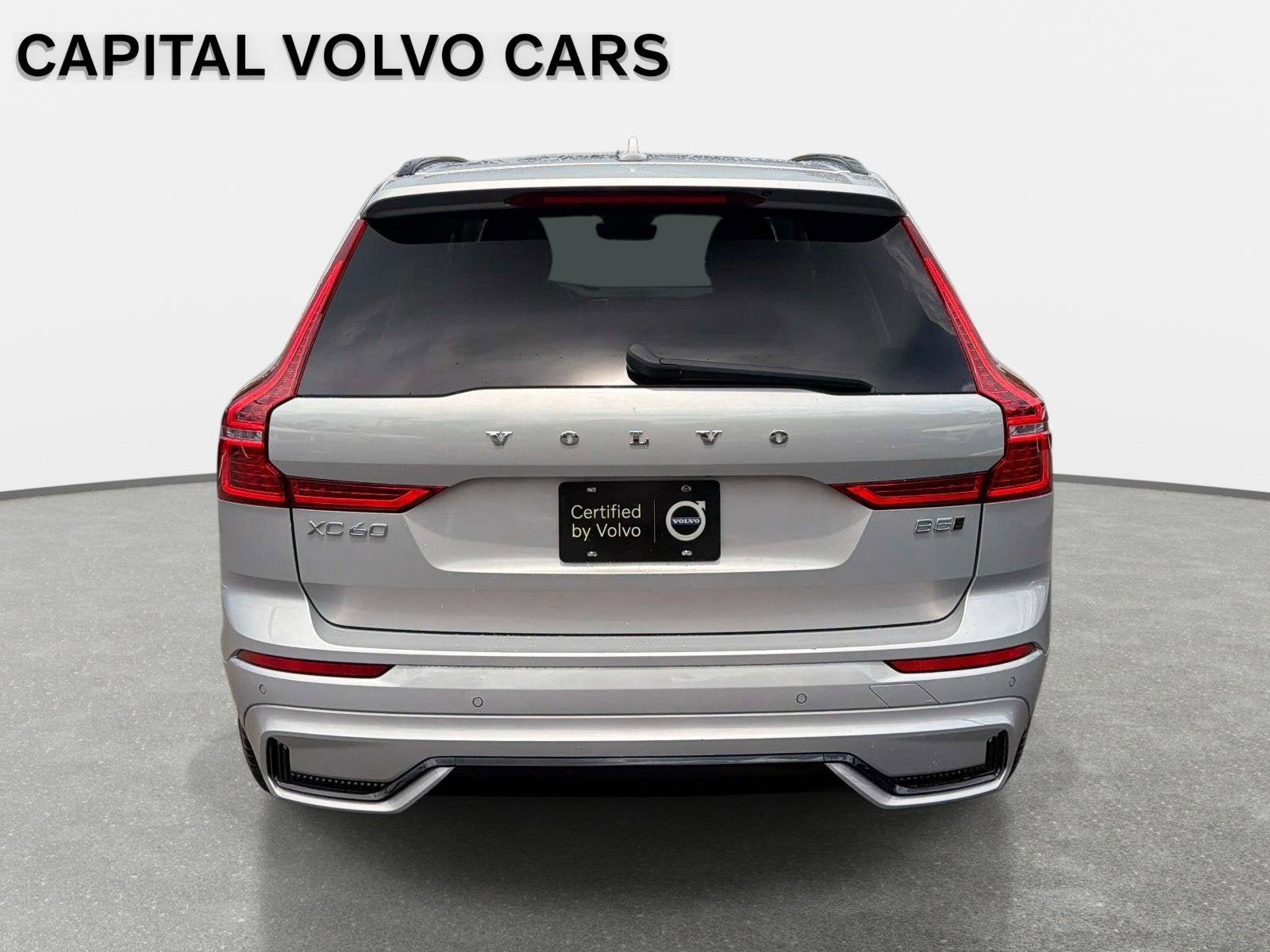 Certified 2025 Volvo XC60 B5 Core AWD/4WD image 6