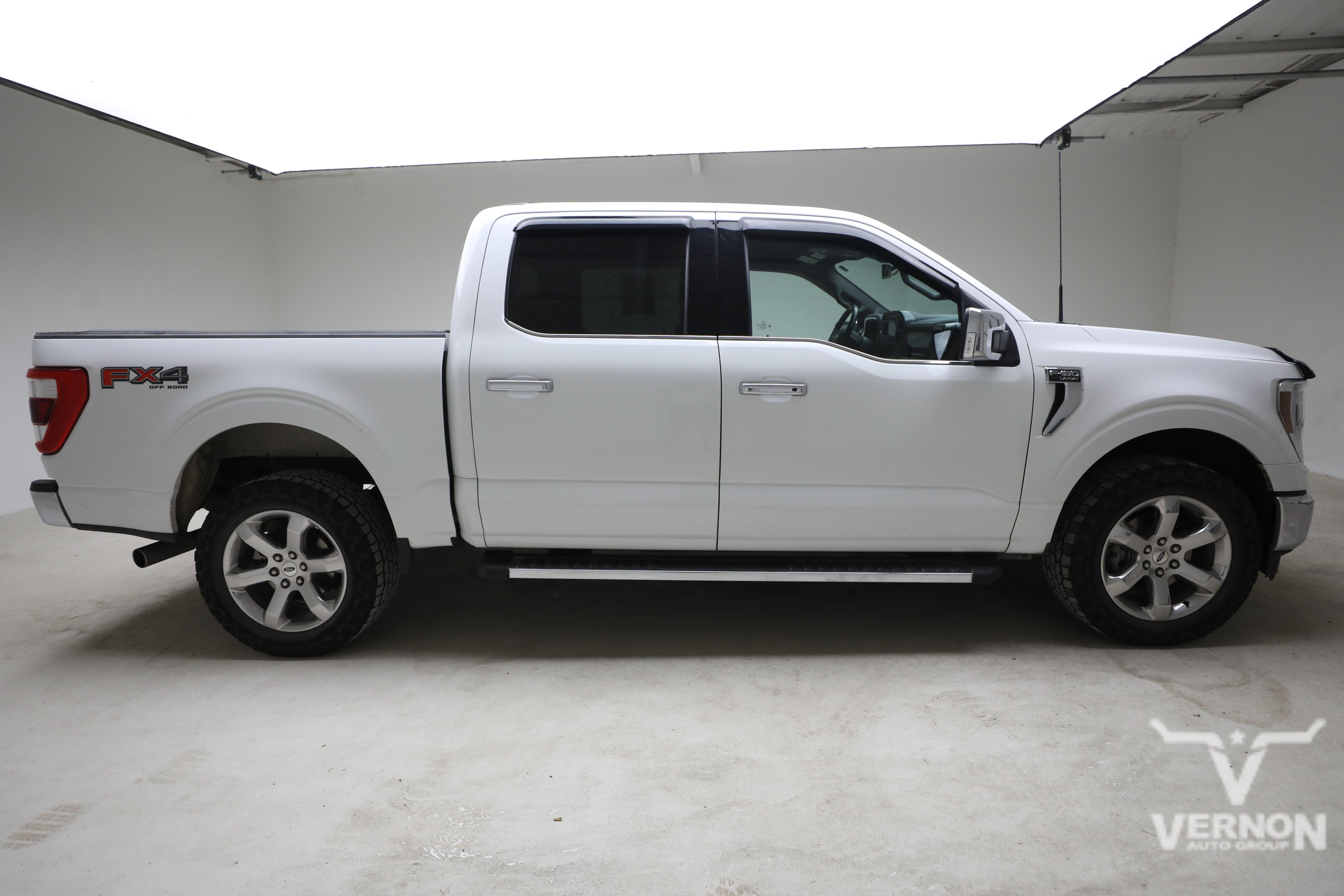 Used 2022 Ford F150 Lariat w/ Equipment Group 502A High AWD/4WD image 5