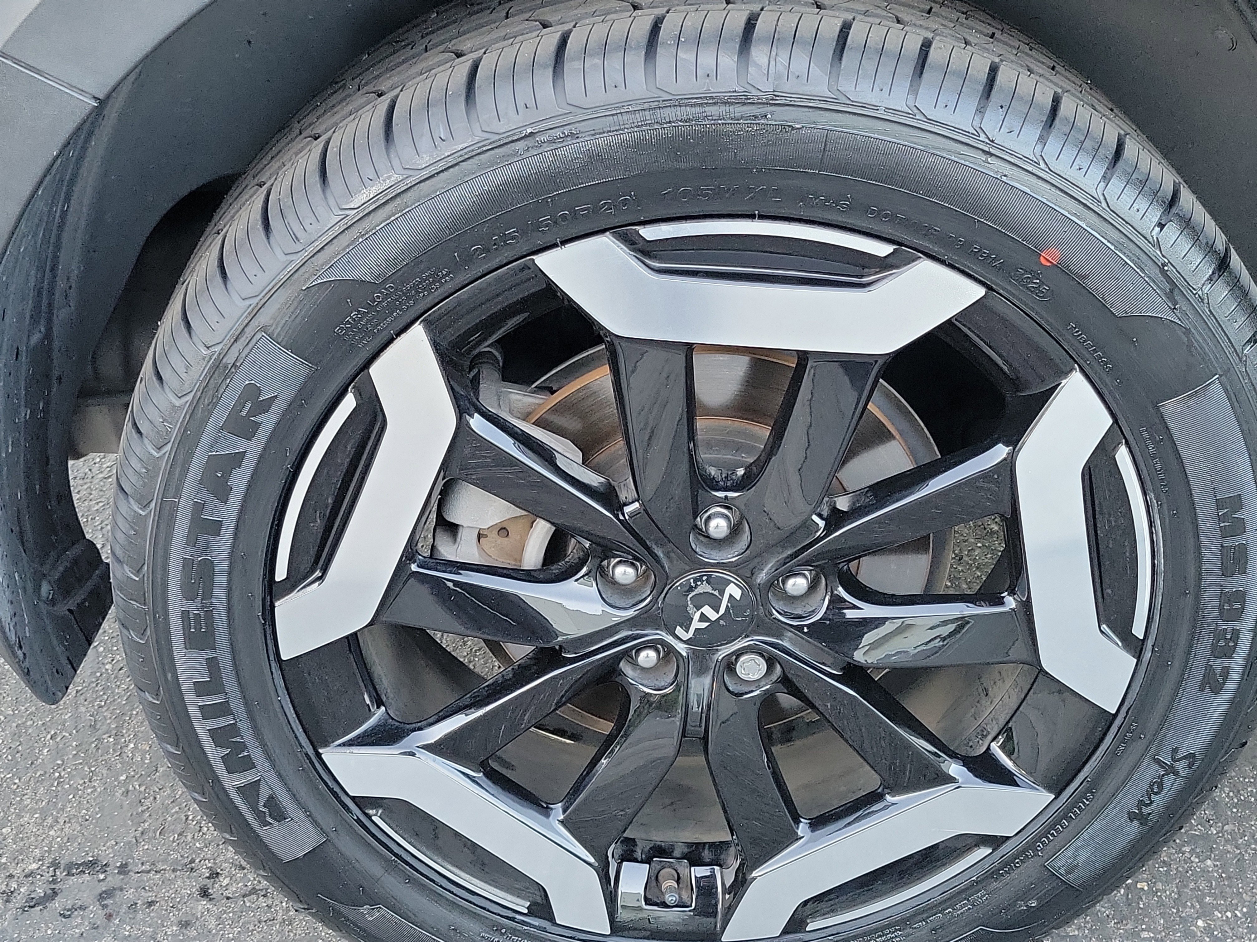 Used 2023 Kia Telluride S image 23